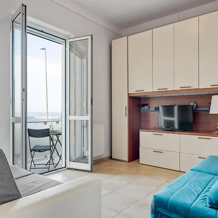 Amazing Near Pet Friendly Holiday home Carrara
