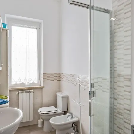 Holiday home Amazing Near Pet Friendly Carrara