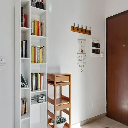 Amazing Near Pet-friendly Carrara